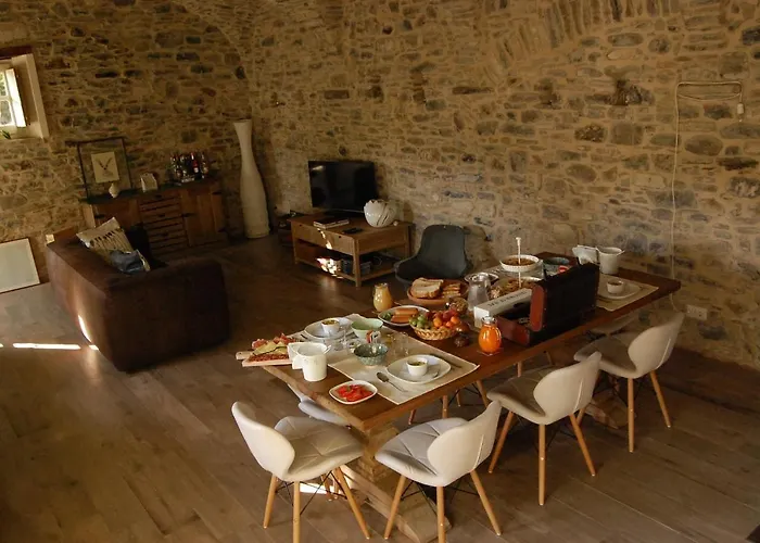 Country-chic B&b, Wellness And Restaurant 