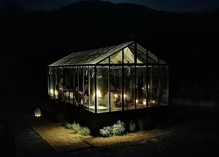 Country-chic B&b, Wellness And Restaurant 