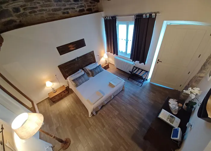 Country-chic B&b, Wellness And Restaurant 