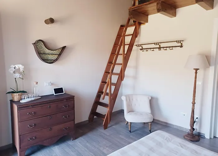 Country-chic B&b, Wellness And Restaurant 